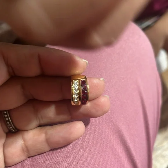 Vintage Roman Goldtone rhinestone red/white pierced Hoop earrings - Picture 5 of 5